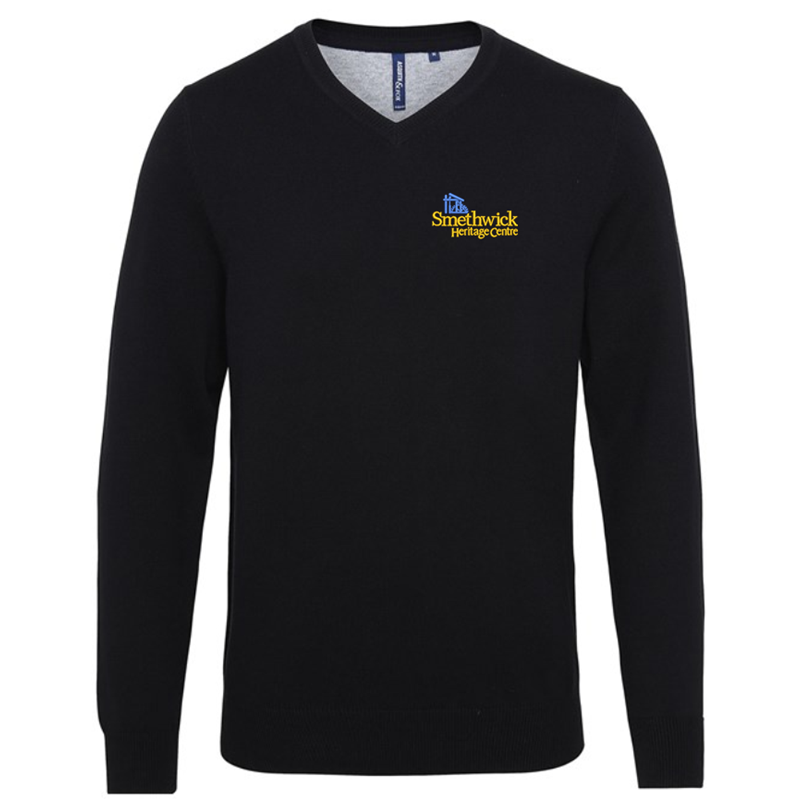 V-neck style jumper. Patch on the inside reverse neck for a contrast effect. Decorative tuck stitching. Ribbed knit on the neckline, cuffs and hem.Washing Instructions Domestic wash at 40c. With logo embroidered.