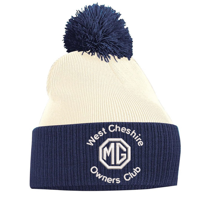 Double layer knitted contrast PomPom - With Club logo