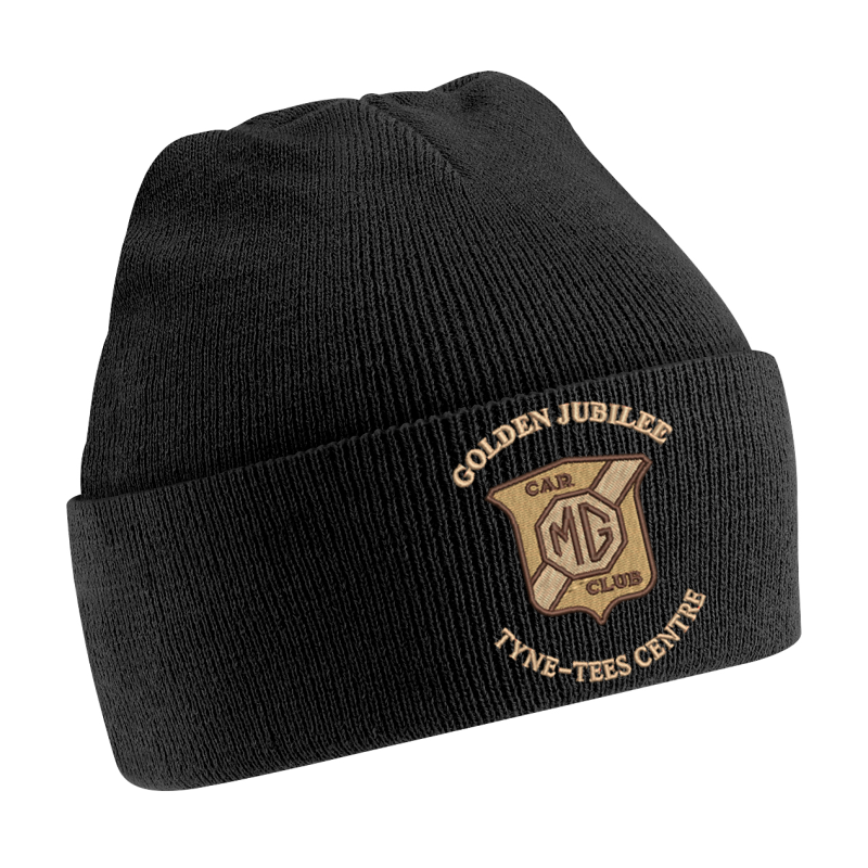 Knitted beanie with embroidered logo
