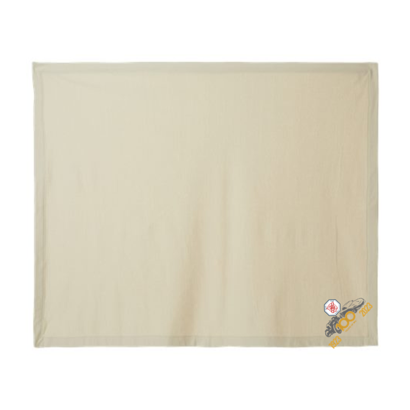 This blanket is perfect for hospitality, events or simply for personalising and gifting. Guaranteed cosiness, all round! One size (50" x 60") Logo to one position