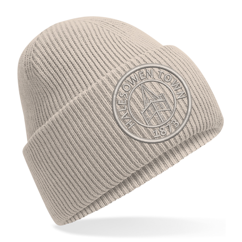 Deep cuffed recycled fabric beanie with club logo in tonal colours.