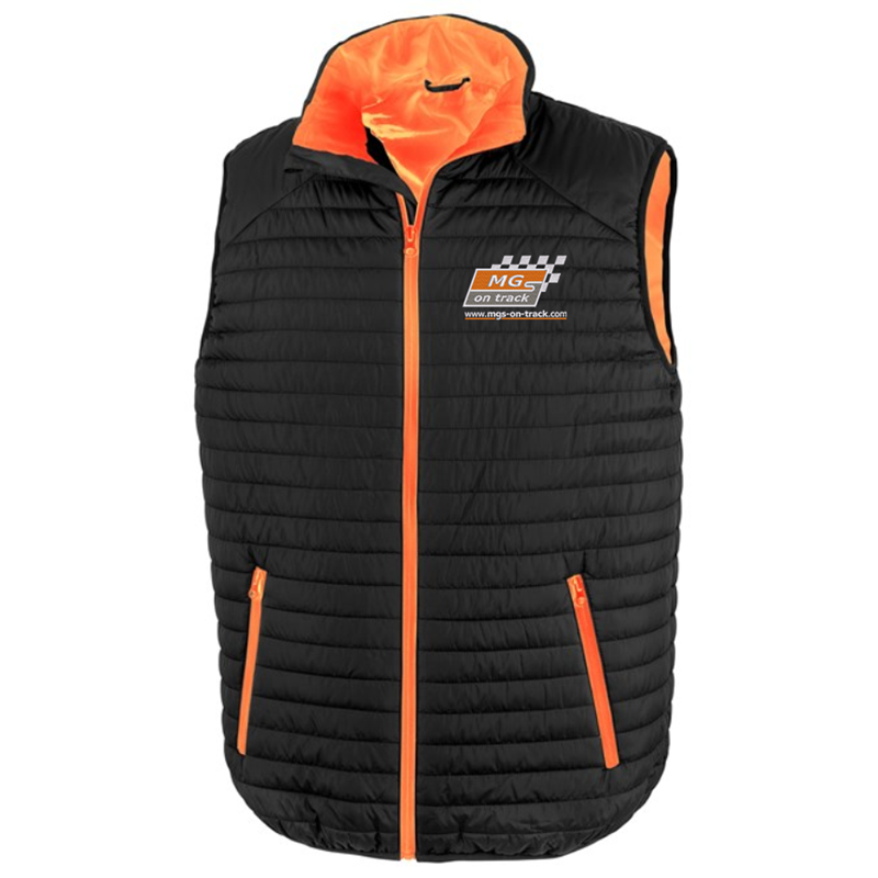 A microtunnel gilet that delivers super soft, lightweight, breathable and sustainable warmth in any weather. Embroidered logo left breast.