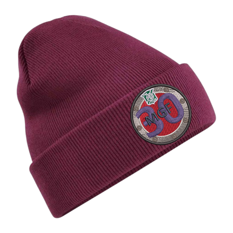 Knitted cuffed beanie hat with logo.