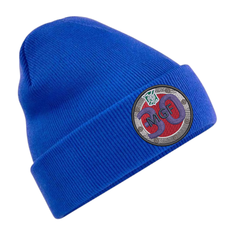 Knitted cuffed beanie hat with logo.